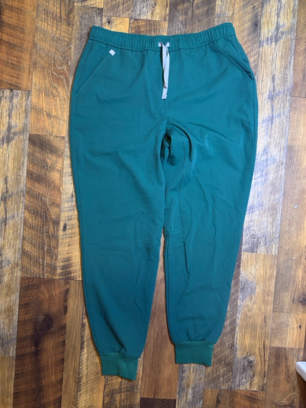 Figs Hunter Green Mens set Leon scrub top Tasen jogger pants size Large L - Picture 6 of 9